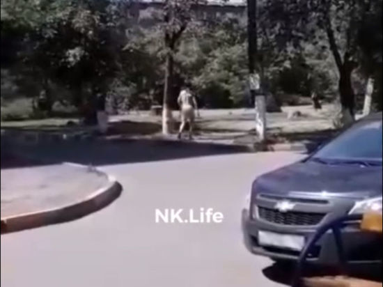 Голый крикливый мужчина испугал новокузнечан