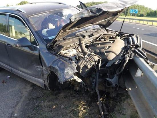 Под Тулой водитель иномарки разбил свою машину и травмировал "попутного" автомобилиста