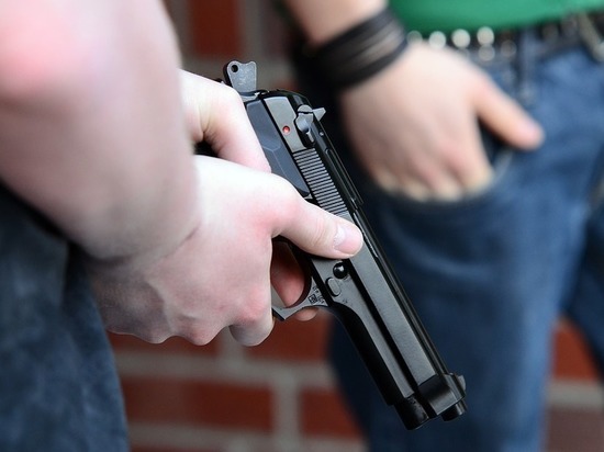 Петрозаводчанин напал на микрофинансовую компанию с игрушечным пистолетам в руках