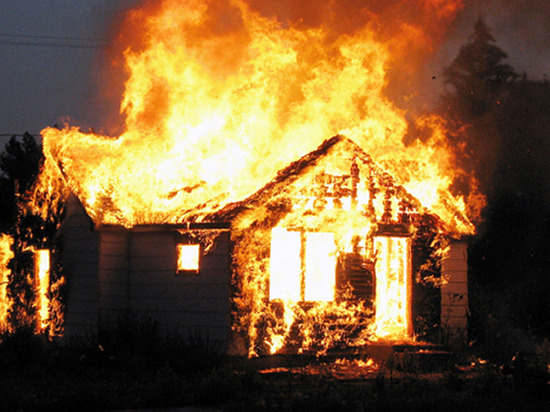 В Оренбуржье за 24 часа сгорело несколько жилых домов