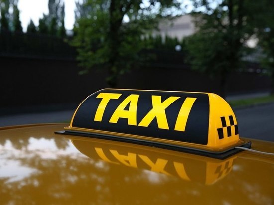 Таксист из Орска потерял более 20 000 рублей после общения с «лже-клиентом»