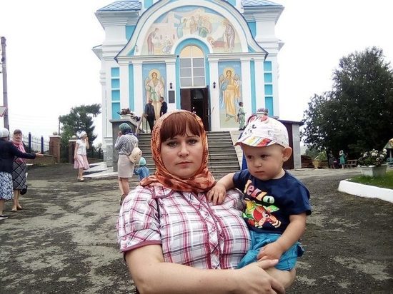 В Челябинской области ушла из дома и не вернулась 28-летняя девушка с двухлетним сыном