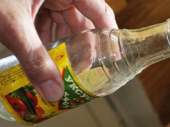 В Хакасии двухлетний ребенок выпил уксусную кислоту
