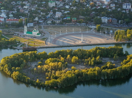 Памятник Петру I (Воронеж)