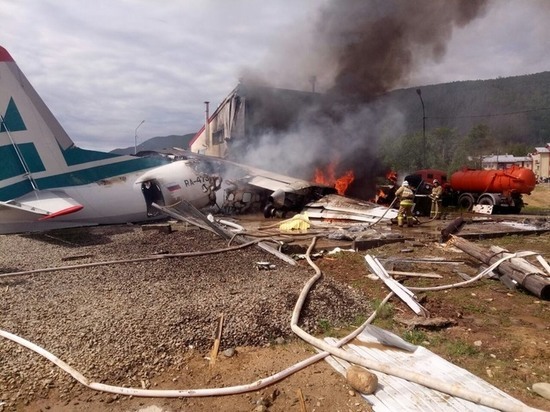 Погибший при крушении Ан-24 пилот не должен был лететь в рейс