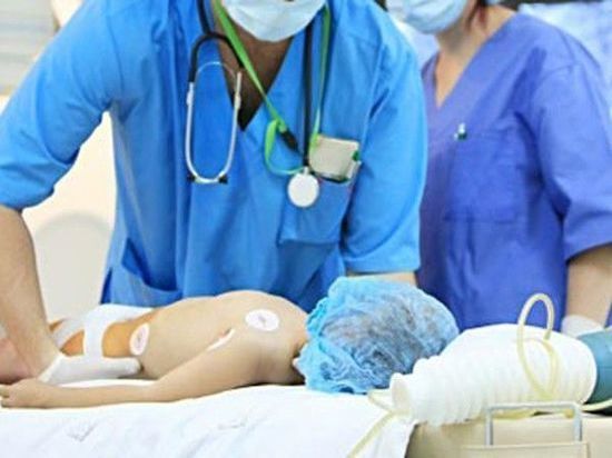 В Рязани врачи спасли младенца с перитонитом