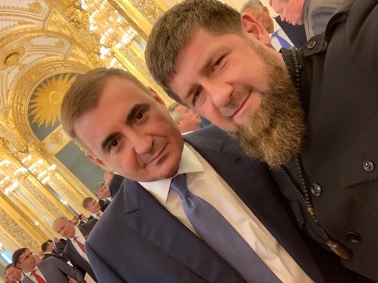 Рамзан Кадыров сделал селфи с Алексеем Дюминым на фоне Кремля