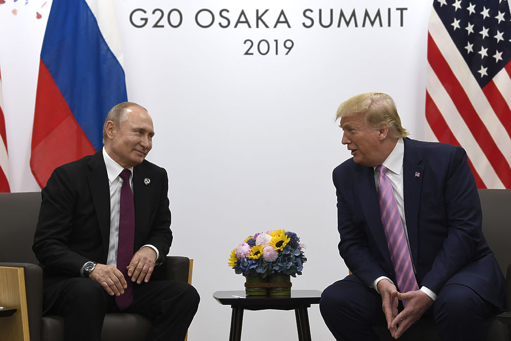 Путин сиял на встрече с Трампом: кадры из Осаки