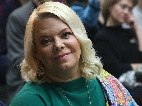 Яна Поплавская рассказала о разводе с мужем после 25 лет брака