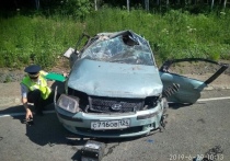 Авария с опрокидыванием автомобиля "Хендай" привела к смерти двух непристегнутых пассажиров