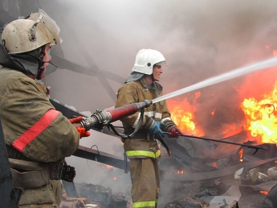Житель Мордовии едва не сгорел во время пожара в своей квартире