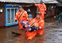 Волонтеры рассказали о происходящем в зоне наводнения в Иркутской области 