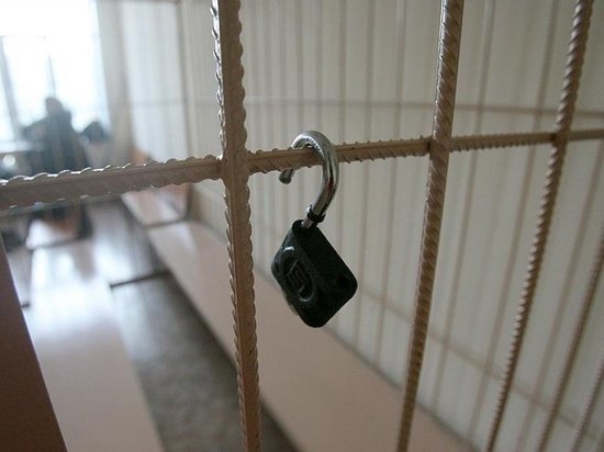 В Чувашии экс-сотрудник СИЗО получил условный срок за избиение заключенного