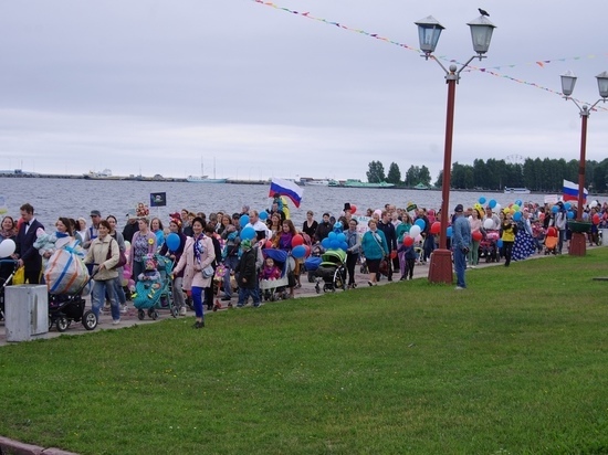 На набережной в Петрозаводске пройдёт ежегодный парад семьи