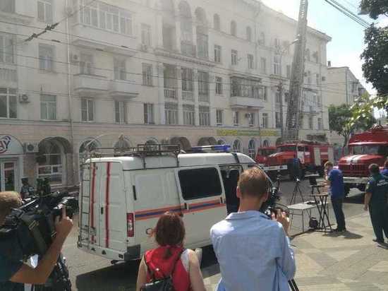 Пожар на улице Мира в Краснодаре локализован: жильцов ждут в пунктах временного размещения