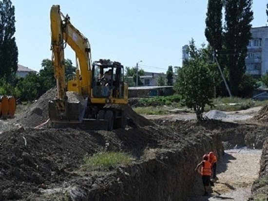 В Симферополе на 17 км нового канализационного коллектора пустят 10 млрд