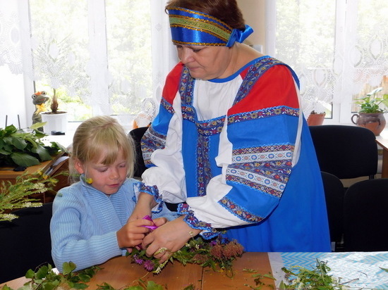 В Старицком районе Тверской области дети искали цветок папоротника
