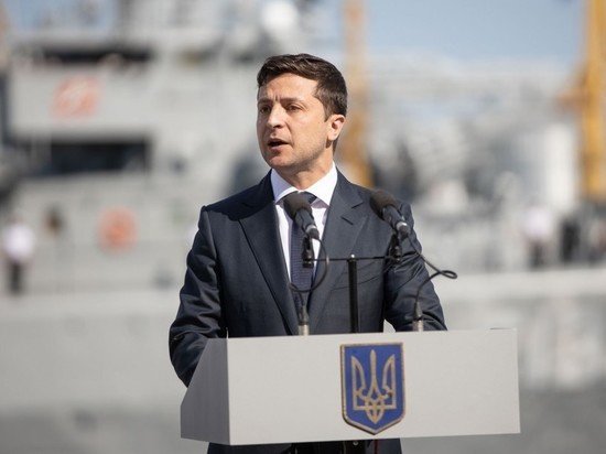 Зеленский поздравил находящихся в «плену в России» украинских моряков
