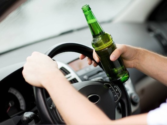 Двое калмыцких водителей пойдут под суд за «пьяную» езду без прав