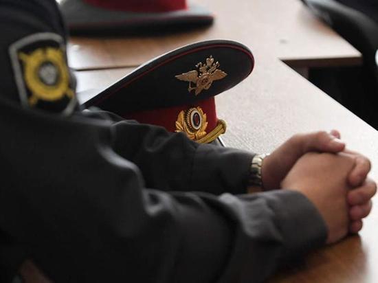 СУ СК: начальник полиции Курганинского района Кубани отбирал премии у подчинённых
