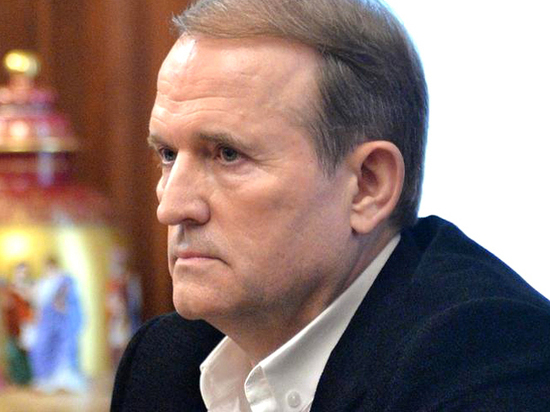 Медведчук считает Януковича предателем