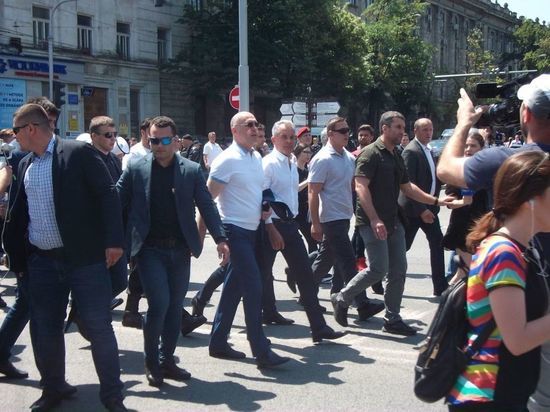 Под железной пятой олигарха Под железной пятой олигарха