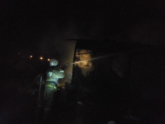 Два человека погибли во время пожара в алтайском селе