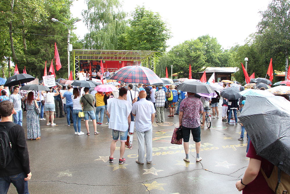 Митинг против «Транспортного погрома» в Краснодаре