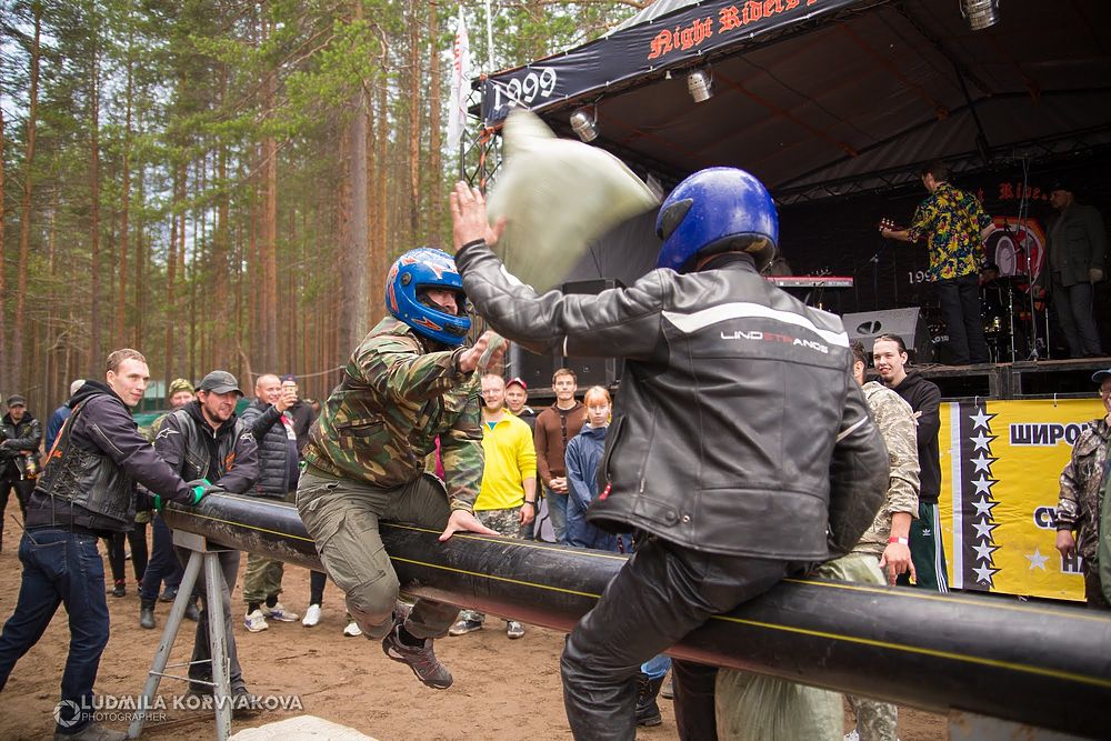 Байки из Гирваса: мотоциклисты дали жару на большом байк-фестивале в Карелии