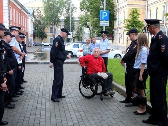 Псковских полицейских научат, как помогать инвалидам