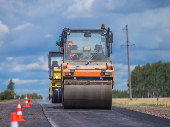 В Рязанской области ремонтируют дорогу, соединяющую Ухолово и Александро-Невский