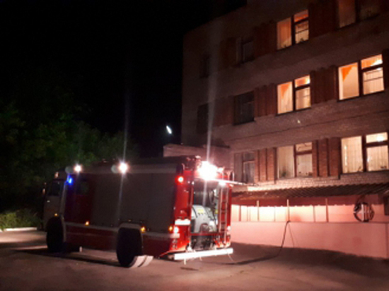 Из-за пожара в психбольнице Магнитогорска эвакуировали 146 человек