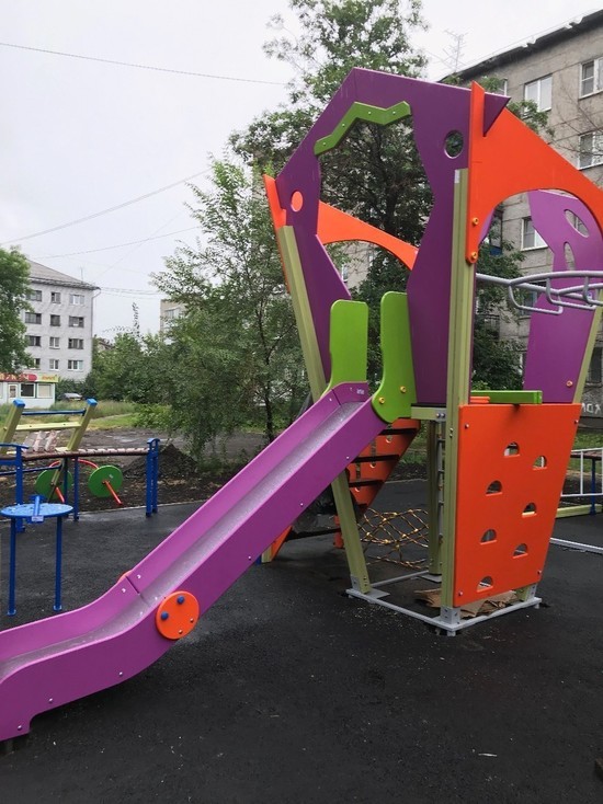 Для юных новокузнечан построят десять детских городков