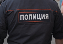 В Москве в пятницу сотрудники правоохранительных органов вскрыли квартиру гомосексуалов, которые воспитывают двух приемных детей