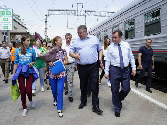 Владимир Владимиров встретил иркутских детей в Минеральных водах