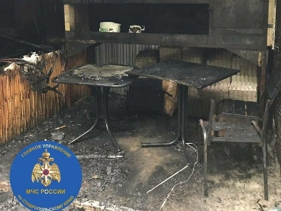 В Ставрополе горела мангальная в кафе парка Победы