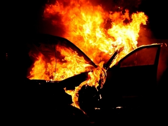 В Хабаровске злоумышленник сжег автомобиль за 3,5 млн рублей