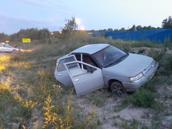 В Чувашии пьяный водитель повредил полицейскую машину, пытаясь сбежать