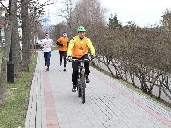 Тамбовские чиновники пустили велосипедистов на Набережную