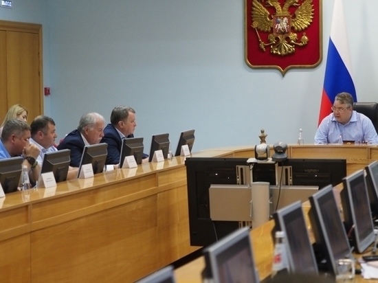 Мелиорацию и развитие села обсудили в правительстве Ставрополья