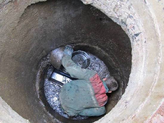  Два сантехника в Туве погибли при очистке канализационного люка. Причина – клоачный газ?