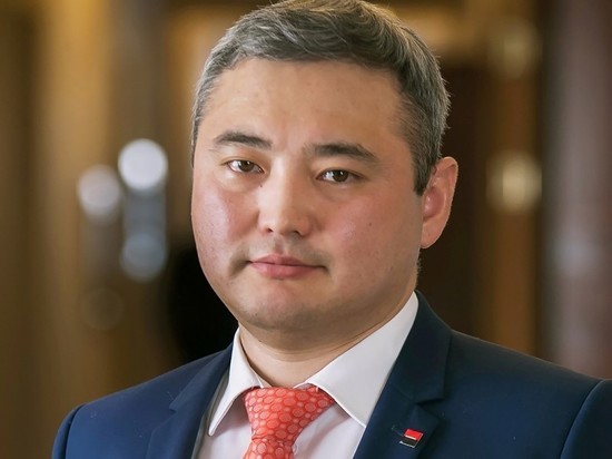 Больше не министр: Бардалеев официально покинул должность министра экономики Бурятии