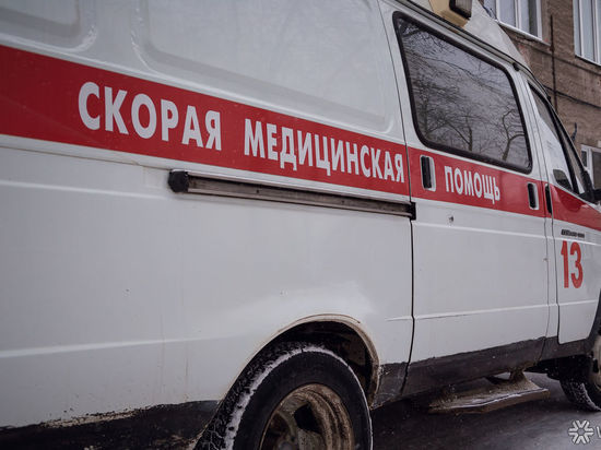 Байкер угодил под трактор в Заводском районе Кемерова