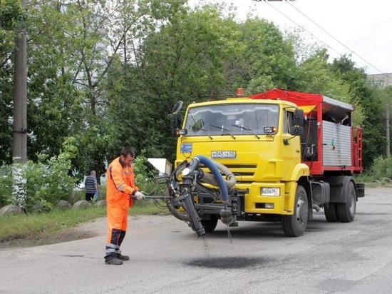 За неделю на восьми рязанских улицах заделали ямы