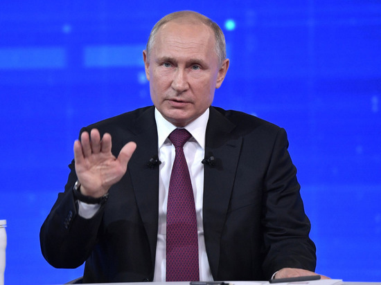 54% россиян хотят оставить Путина в Кремле после 2024 г.