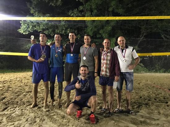 Ставропольцы отличились на любительсих состязаниях по волейболу