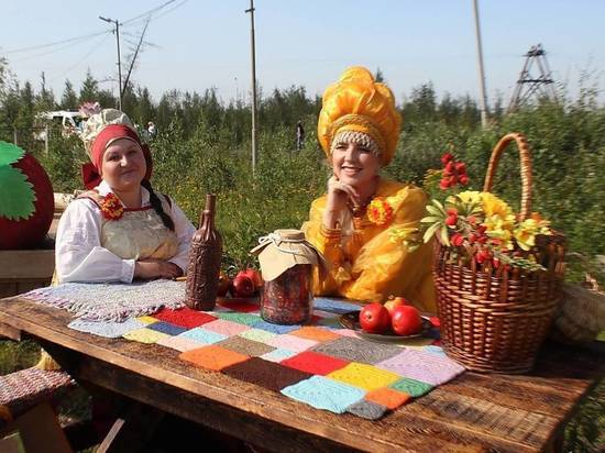 Онежская Царевна Морошка побывала на фестивале северной ягоды в Норильске