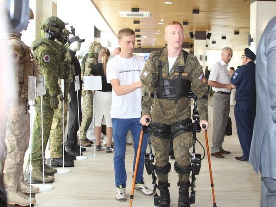 Роботы и экзоскелеты: в Анапе прошла конференция «Роботизация Вооруженных сил ФР».