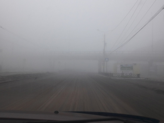 Не видно ни зги: в центре Улан-Удэ утром была минимальная видимость