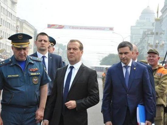 Осмотренную Медведевым спецтехнику получат 12 районов Забайкалья